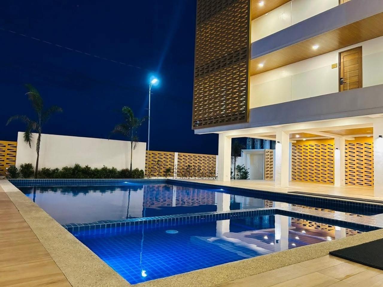 Playa Azul Baler Hotel Exterior photo